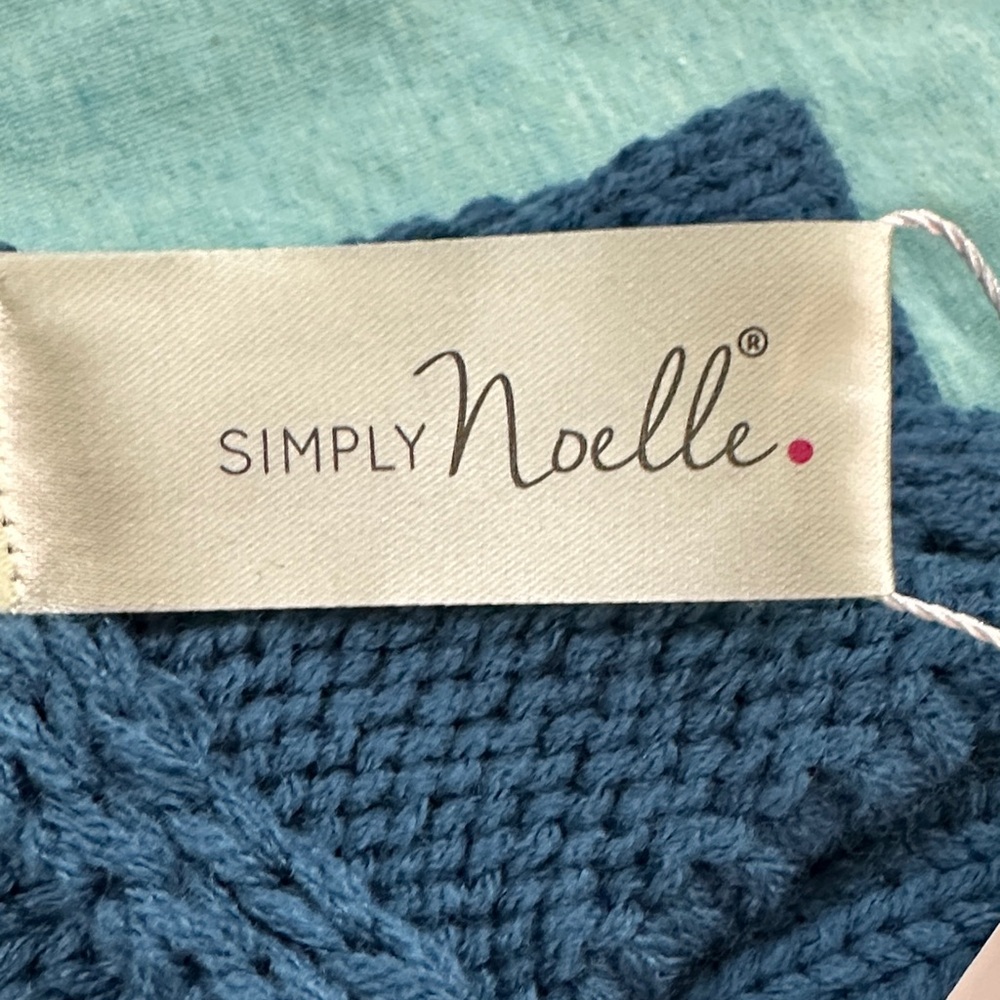 Simply Noelle Teal Knit Wrap - Picture 2 of 5
